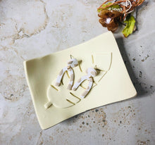 Load image into Gallery viewer, Handmade in the USA with non toxic material holders.