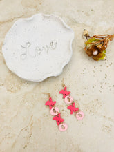 Load image into Gallery viewer, Arianna | Love is in the Air Gift Box