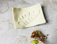 Load image into Gallery viewer, Rectangular unique style ring holder piece