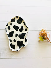 Load image into Gallery viewer, Clay jewelry holder