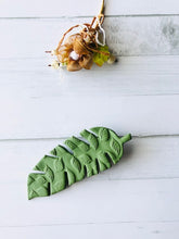 Load image into Gallery viewer, azucena brands polymer clay leaf design