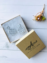 Load image into Gallery viewer, Textured circle pendants