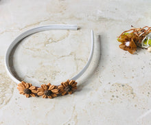 Load image into Gallery viewer, Write girl's hair pieces for every day