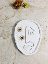 Load image into Gallery viewer, Face silhouette creation