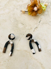 Load image into Gallery viewer, Horse shoe animal print animal, etsy and small business seller