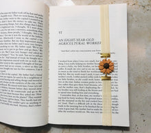 Load image into Gallery viewer, 3D elastic ribbon bookmark