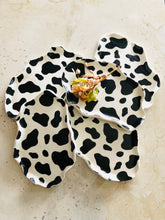 Load image into Gallery viewer, Small and cute gift for women and her cow print style. SEO