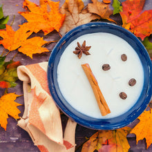 Load image into Gallery viewer, Cazuelita Cafe de la Olla Candle | Mexican Holiday Candle | Natural Soy Wax Blend | Inspired Candle Clay Container | Espiga Salsera Candle