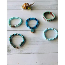 Load image into Gallery viewer, stretch druzy bracelet 
