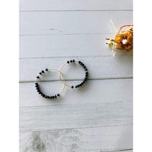 Cargar imagen en el visor de la galería, black seeds earrings
