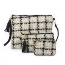 Load image into Gallery viewer, Fashion Tassel Bag - OkayMujer Boutique
