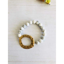 Load image into Gallery viewer, Howlite Bracelet 
