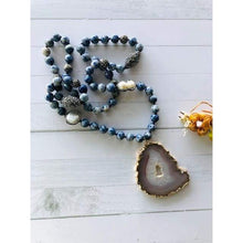 Cargar imagen en el visor de la galería,  Stone Pendant
