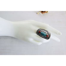 Cargar imagen en el visor de la galería, Turquoise Stone Ring - Rings
