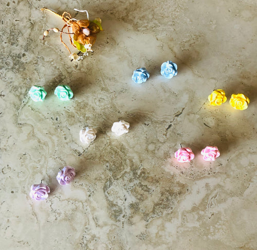 pastel color studs made of clay AZUCENABRANDS